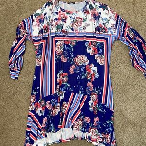 Colorful Annabelle Tunic, size Large!